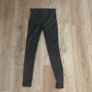 Spanx Faux Leather Leggings Size Large Tall